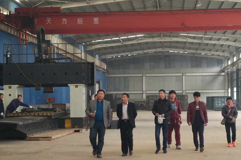 公司樹脂混泥土預制構(gòu)件鋼模贏得市場廣泛關注 深圳韓江環(huán)保彩磚科技有限公司來訪